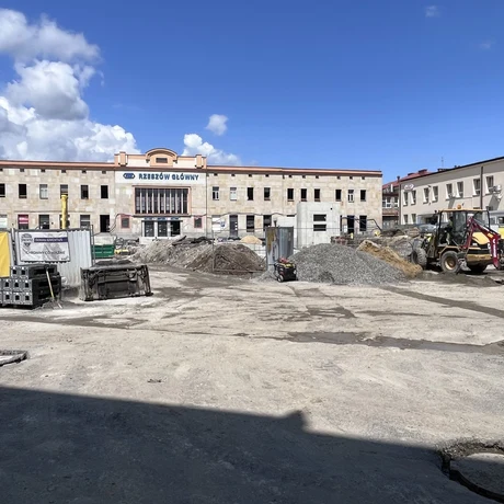 Budowa Rzeszowskiego Centrum Komunikacyjnego [lipiec 2023] - fot 6